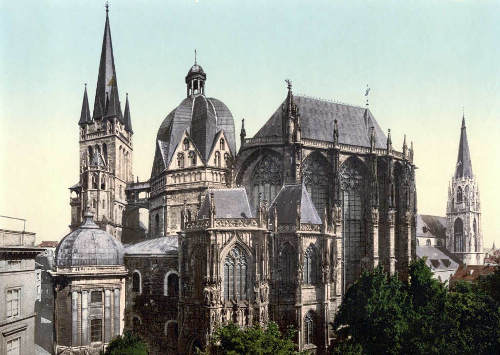 aachener dom aachener munster kaiserdom 25 археологических и архитектурных чудес Европы