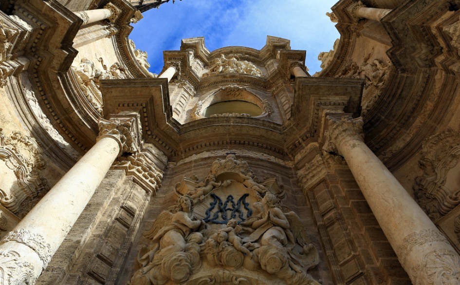Достопримечательности Валенсии: что посетить и посмотреть? 3 catedral de santa maria de valencia Достопримечательности Валенсии: что посетить и посмотреть?